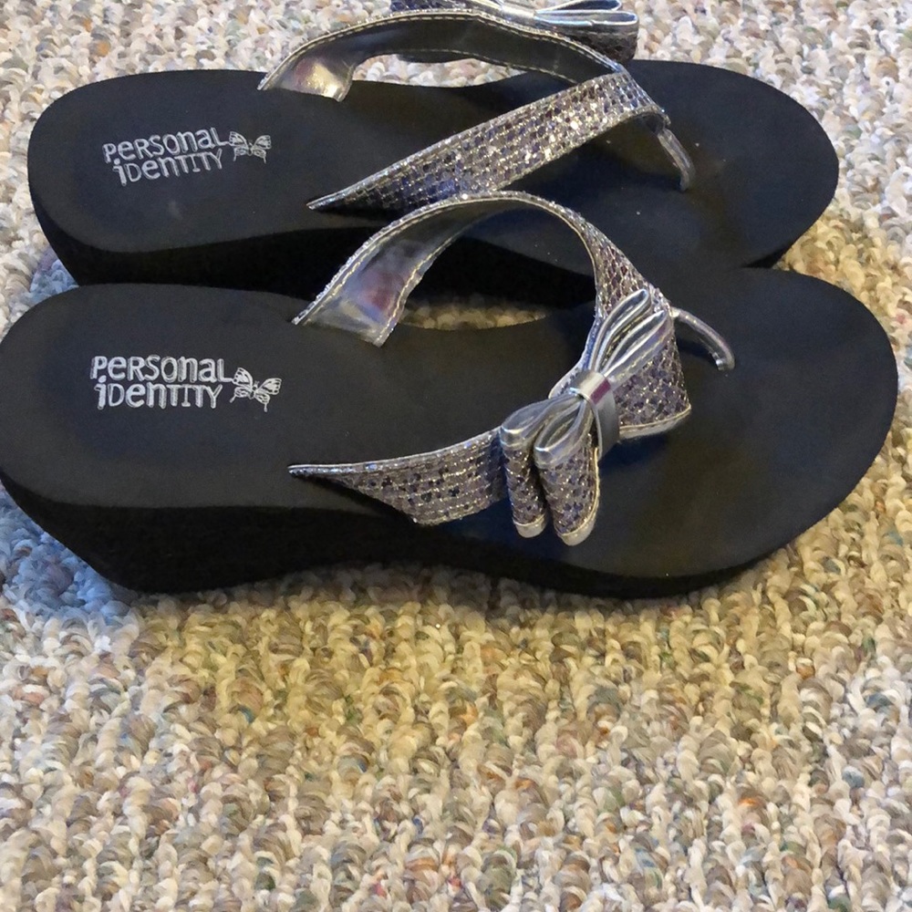 Sandals - Picture 2 of 3